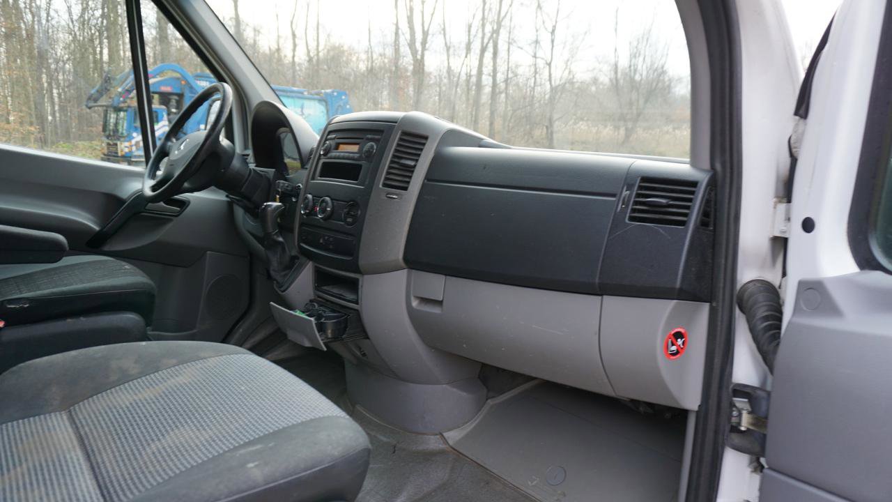 Used 2012 Mercedes-Benz Sprinter 2500 image 14