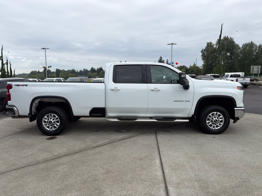 Used 2026 Chevrolet Silverado 2500 LT AWD/4WD image 7