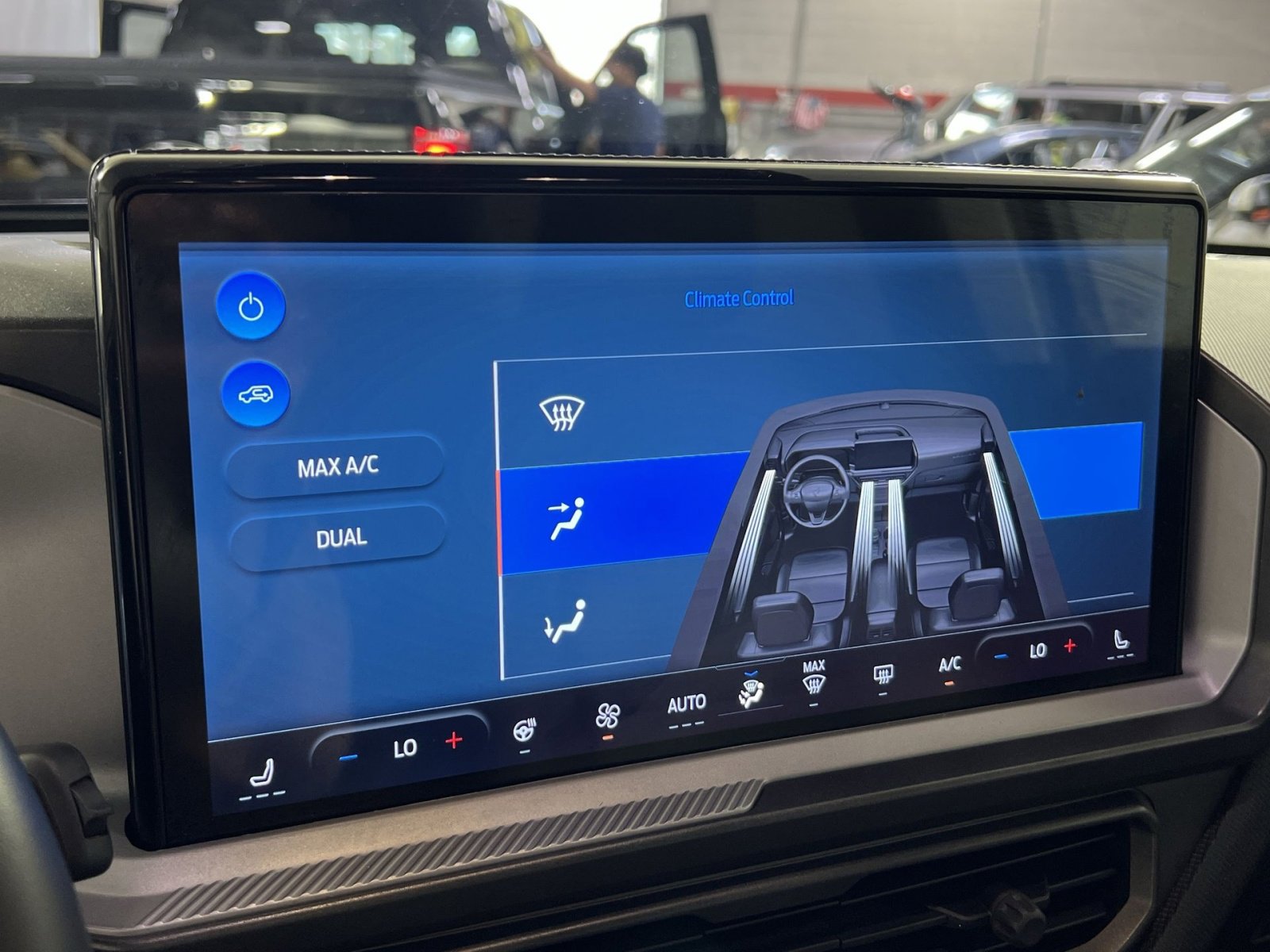 Used 2025 Ford Bronco Sport Badlands image 21