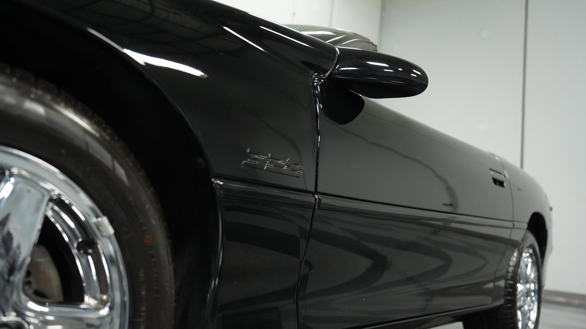 Used 1997 Chevrolet Camaro Z28 w/ Preferred Equipment Group 2 image 20