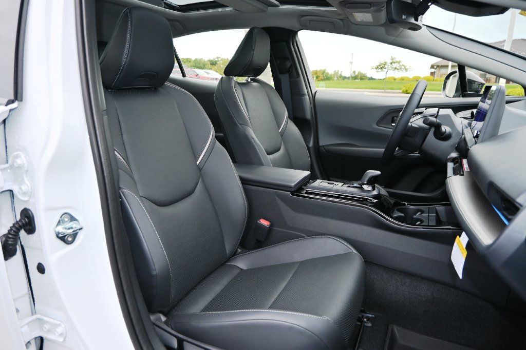 New 2027 Toyota Prius XLE AWD/4WD image 13