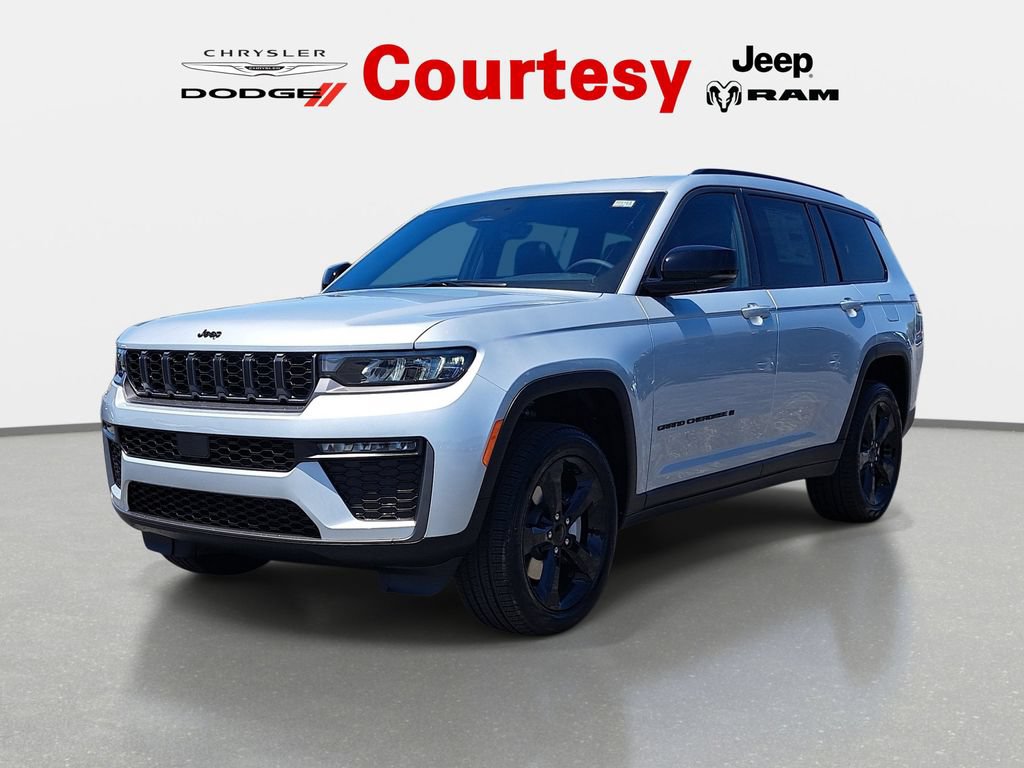 New 2026 Jeep Grand Cherokee L Limited w/ Limited Altitude Package AWD/4WD image 7