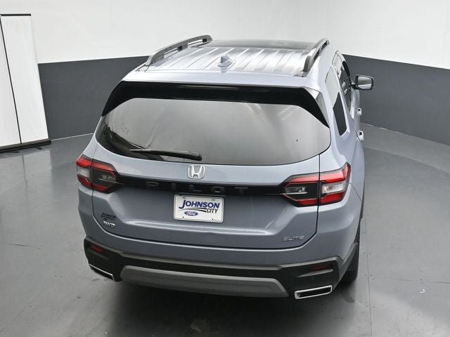 Used 2023 Honda Pilot Elite image 24