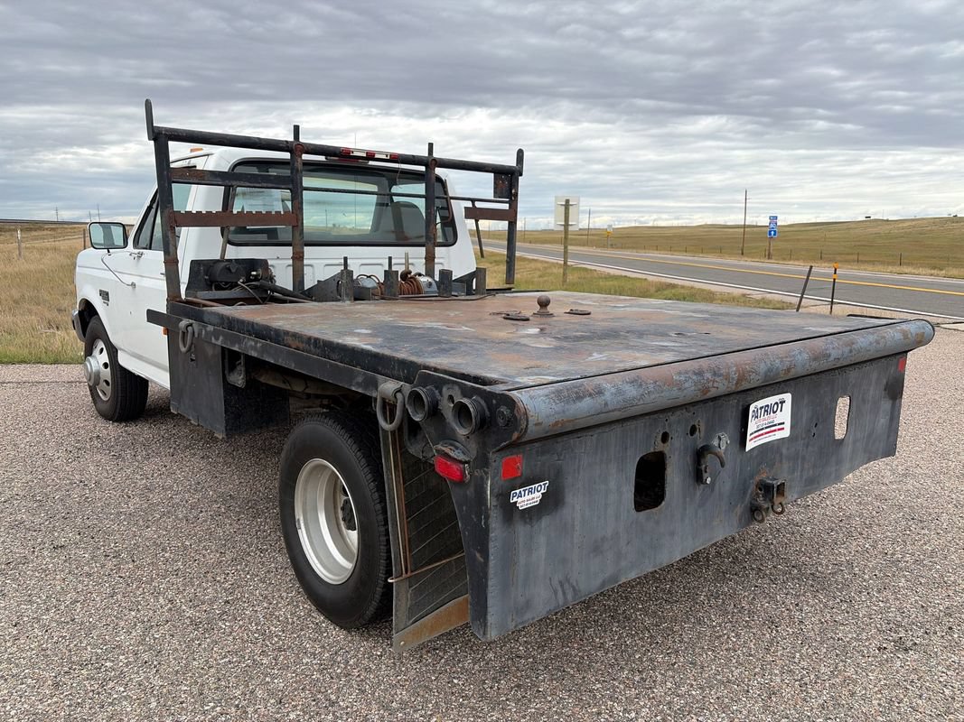 Used 1997 Ford F350 2WD Regular Cab image 3