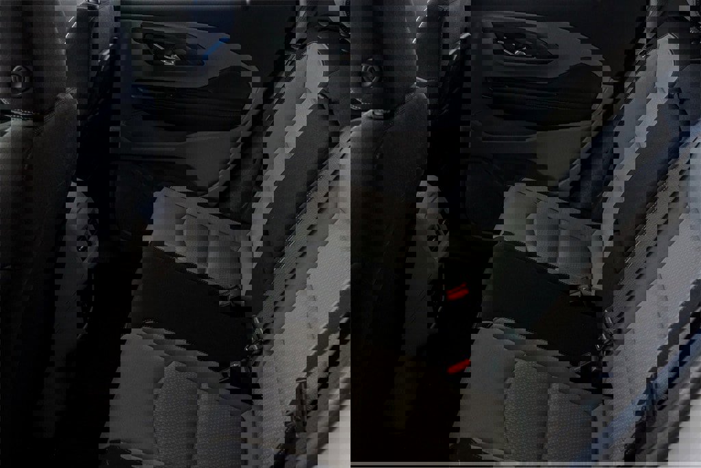 Used 2023 GMC Terrain SLE w/ Driver Convenience Package image 23