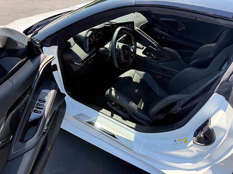 Used 2023 Chevrolet Corvette Convertible w/ 3LT w/ Z51 Performance Package RWD image 9
