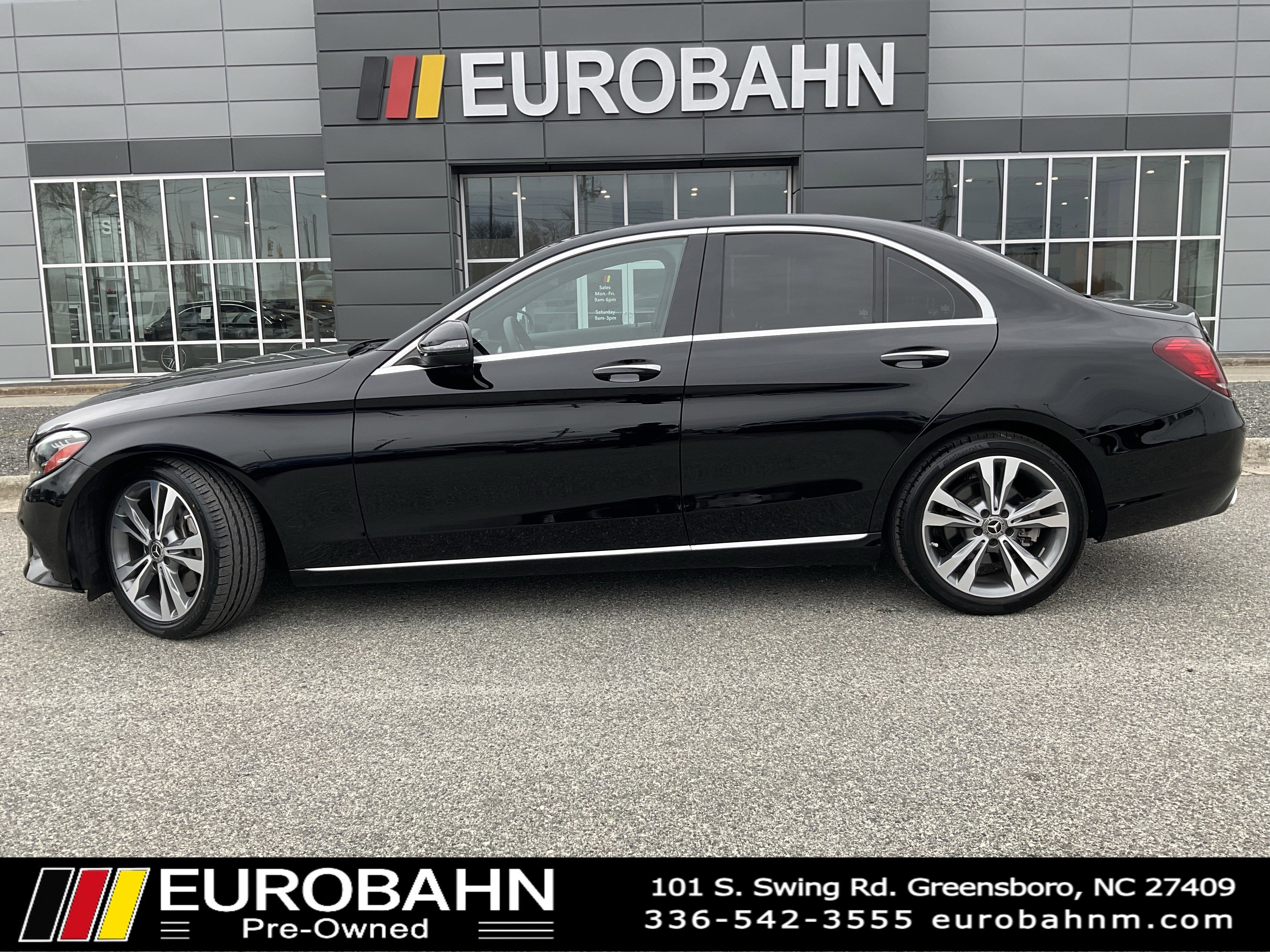 Used 2021 Mercedes-Benz C 300 Sedan w/ Premium Package image 2
