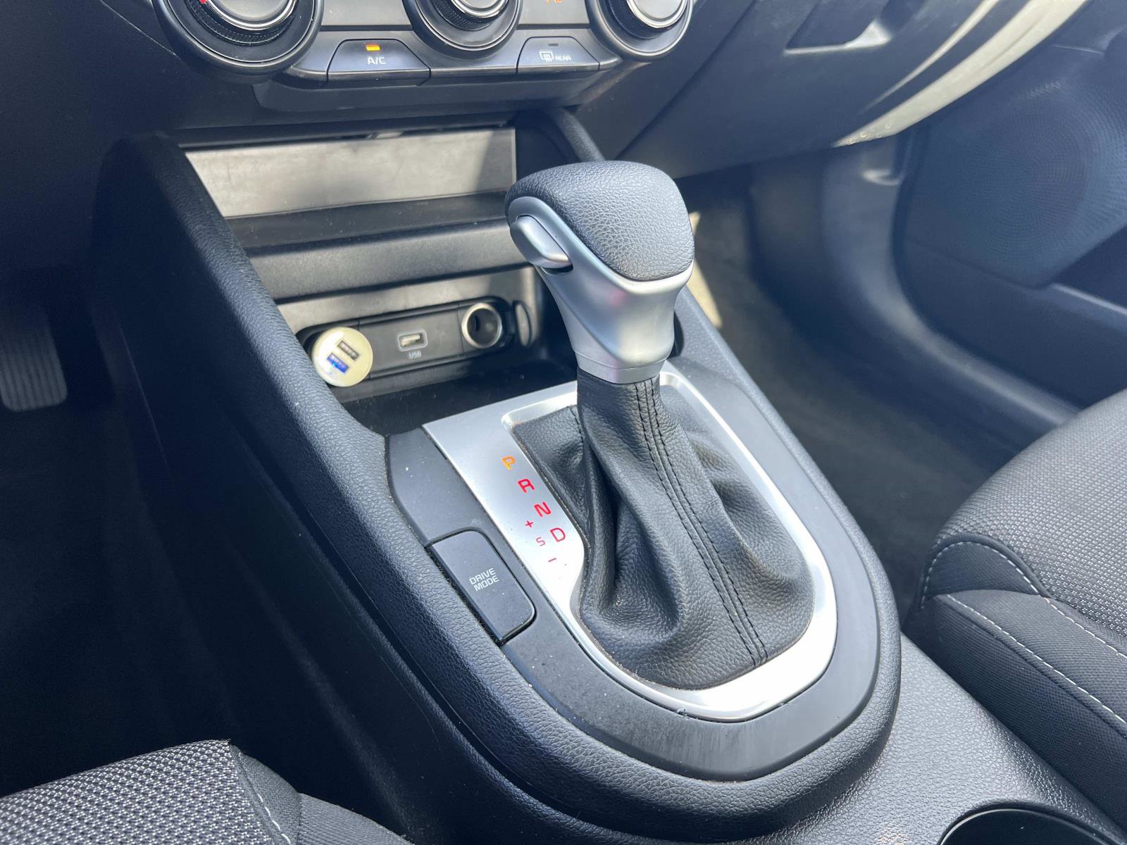 Used 2023 Kia Forte LX image 17