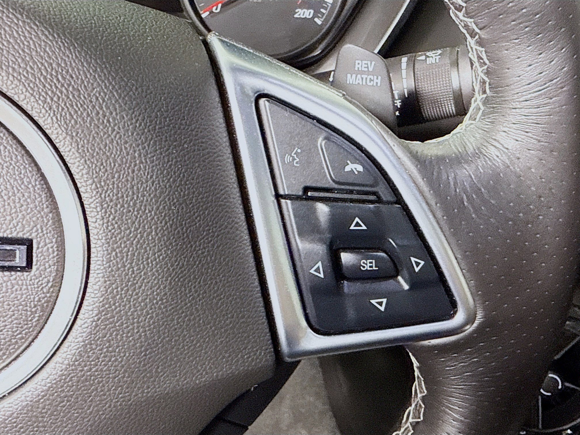 Used 2019 Chevrolet Camaro SS image 15