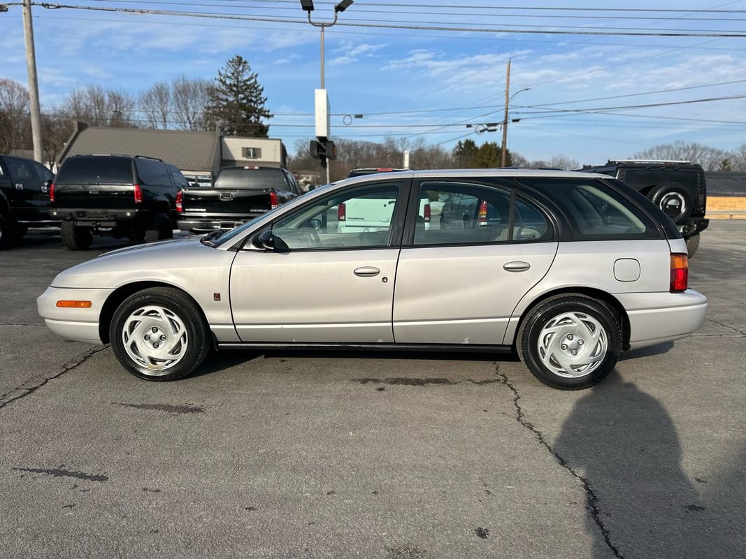 Used 2000 Saturn S-Series SW2 image 2
