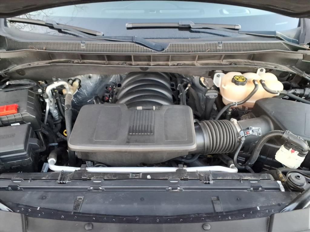 Certified 2023 Chevrolet Suburban Premier image 35