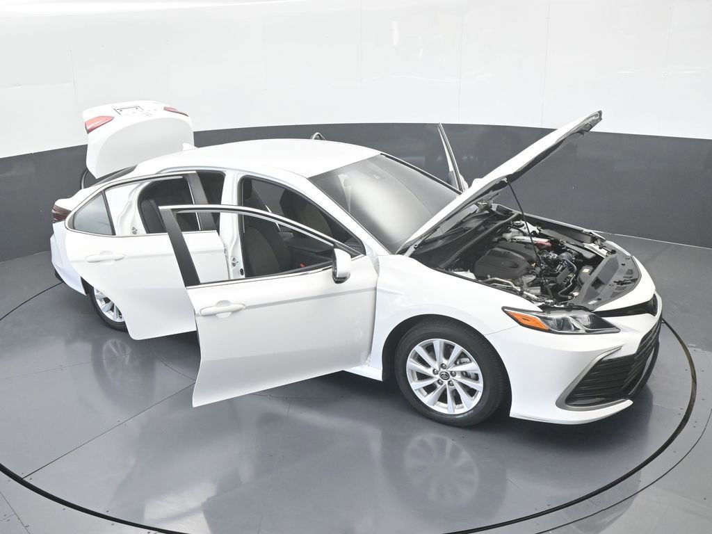 Used 2024 Toyota Camry LE image 69