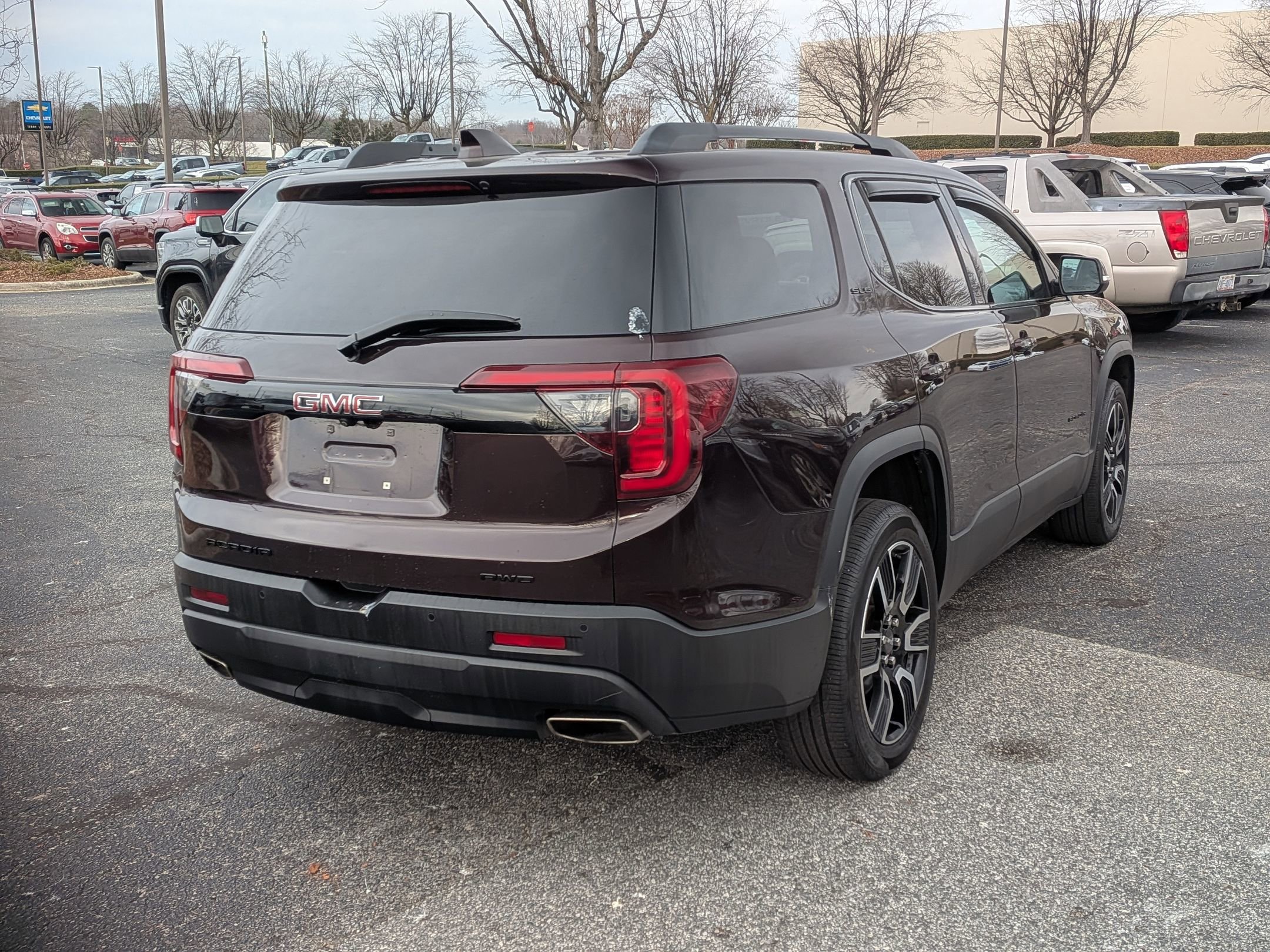 Certified 2021 GMC Acadia SLE w/ Driver Convenience Package image 9