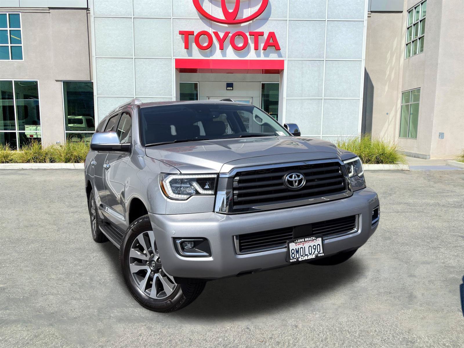 Certified 2019 Toyota Sequoia Limited w/ Safety & Convenience Package AWD/4WD image 2