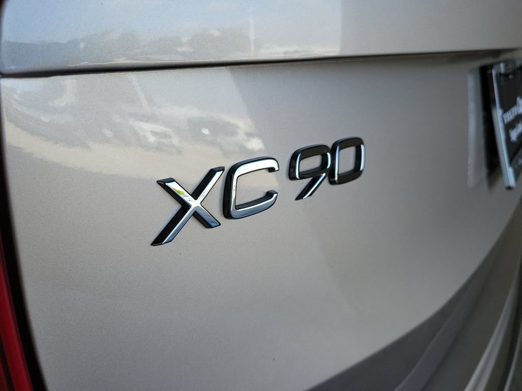 Used 2023 Volvo XC90 B6 Plus w/ Protection Package AWD/4WD image 8