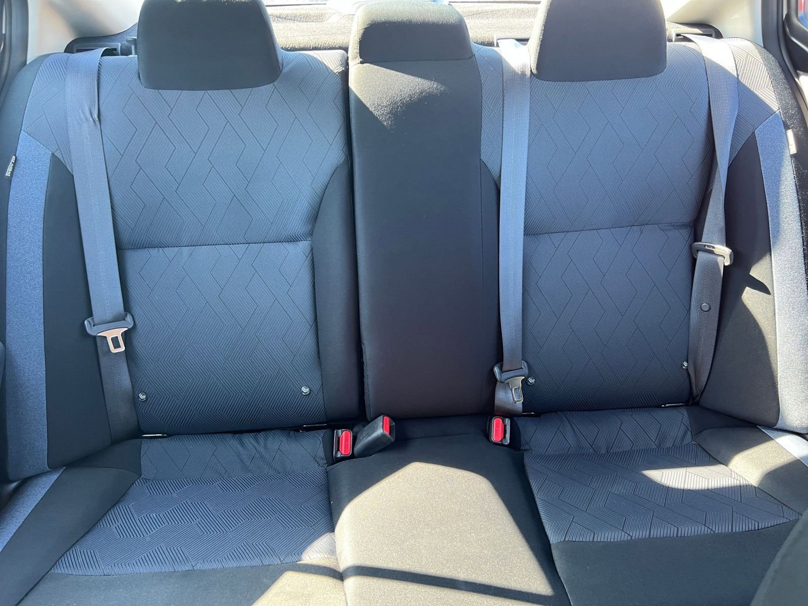 Used 2025 Nissan Versa SV FWD image 36