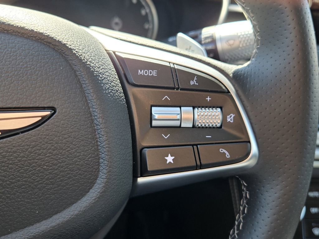 Used 2026 Genesis G70 2.5T RWD image 24
