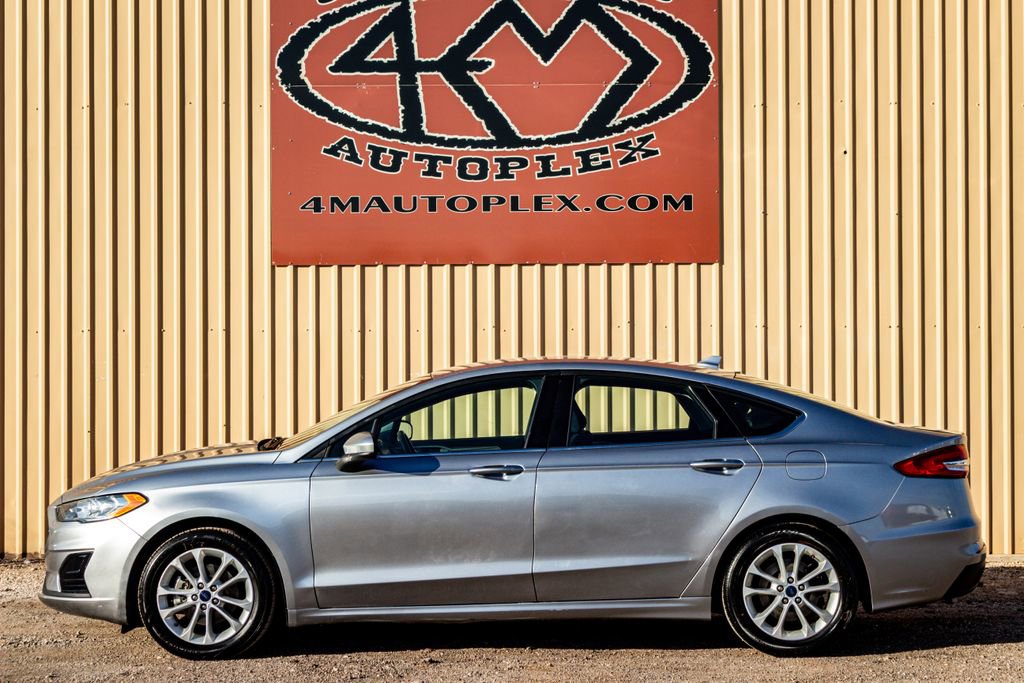 Used 2020 Ford Fusion SE image 7