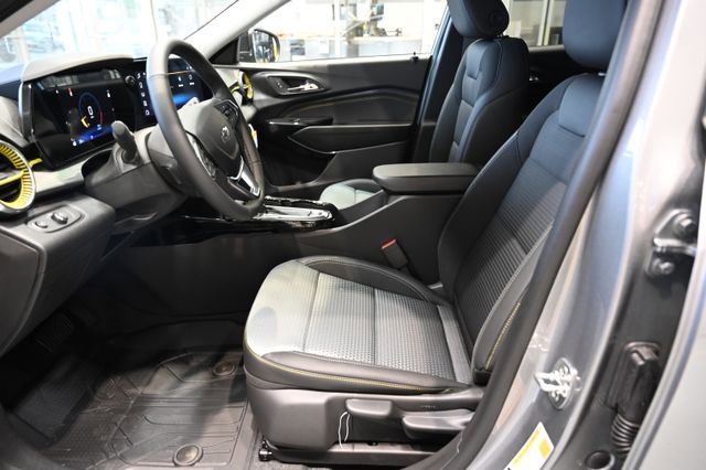 New 2026 Chevrolet Trax LT FWD image 9