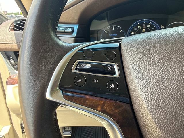 Used 2015 Cadillac Escalade ESV Luxury RWD image 31