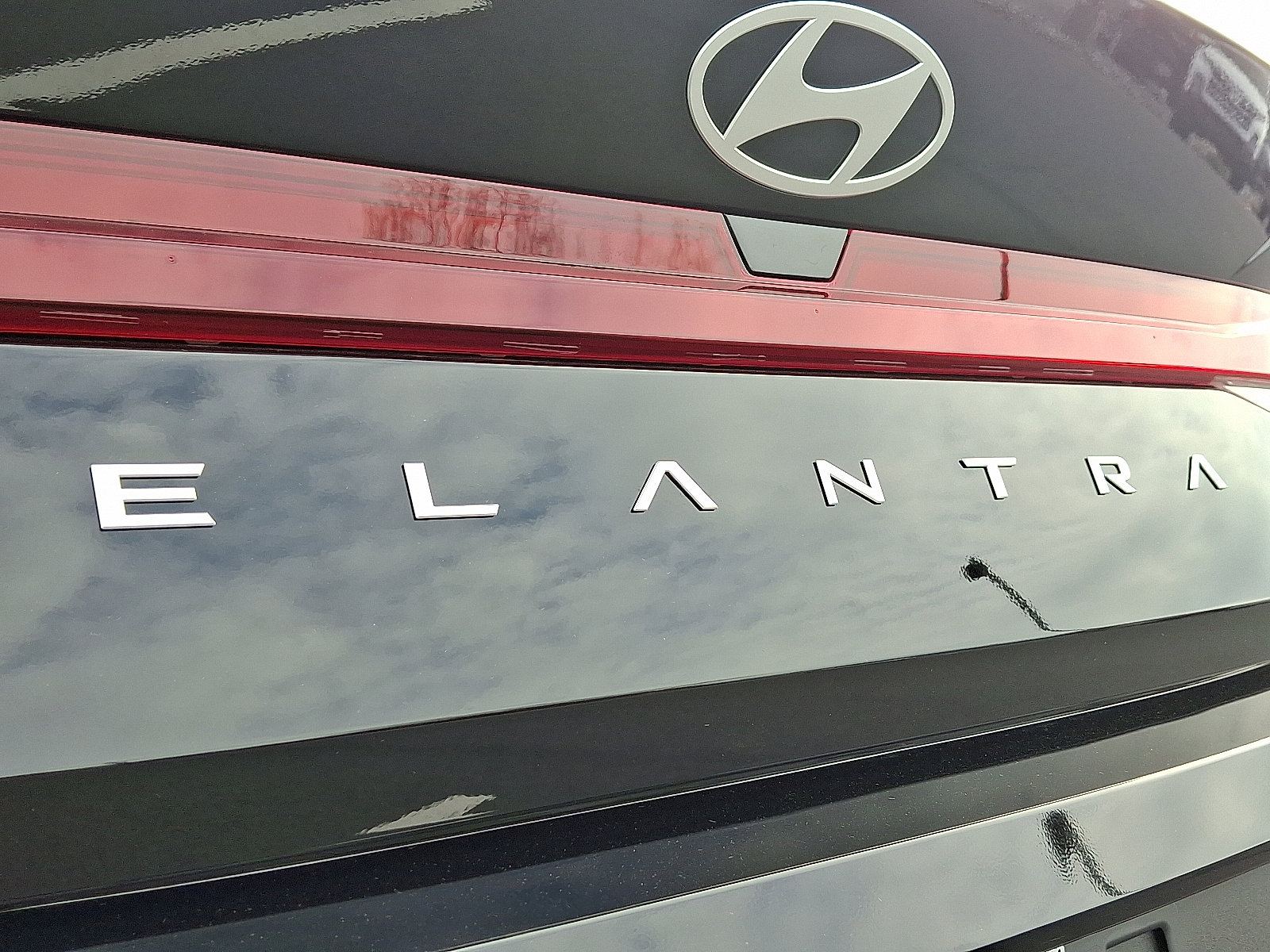 New 2026 Hyundai Elantra SE w/ Cargo Package image 12