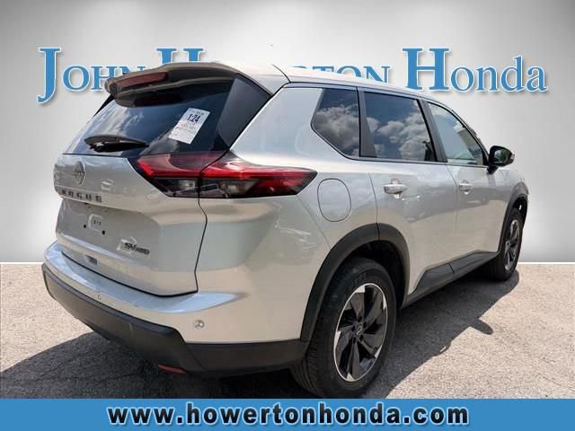 Used 2024 Nissan Rogue SV AWD/4WD image 4