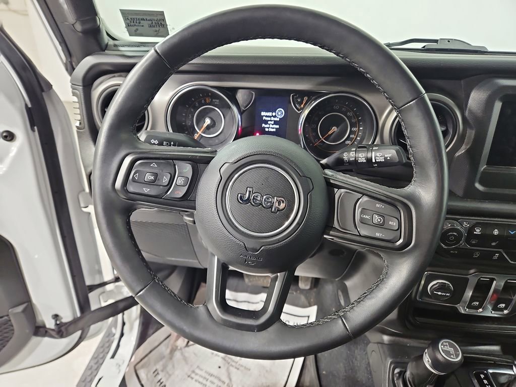 Used 2022 Jeep Wrangler Sport S image 15