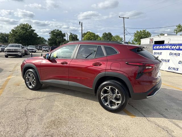 Used 2025 Chevrolet Trax LT w/ LT Convenience Package FWD image 15