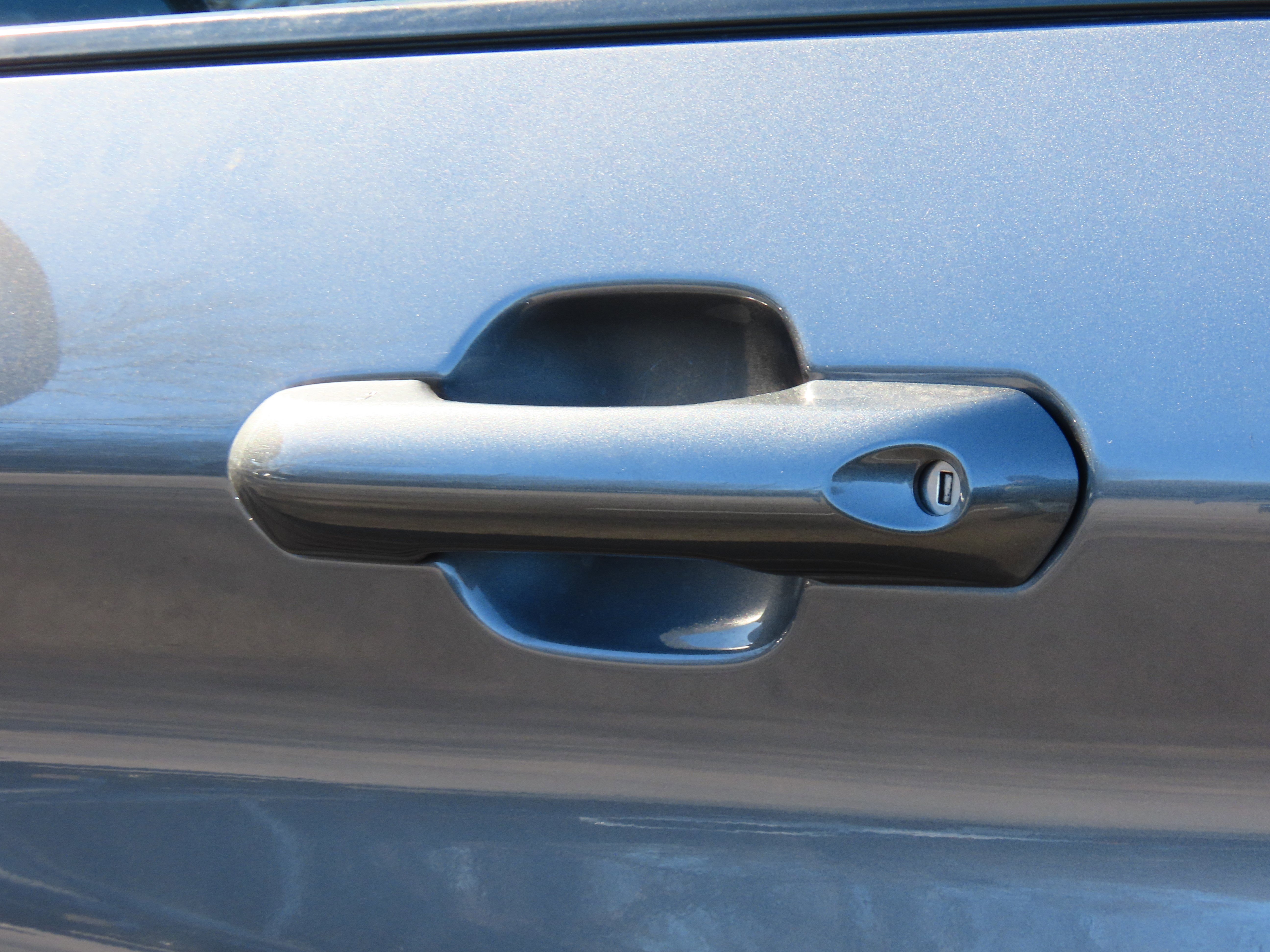 Used 2023 Ford Explorer XLT w/ Equipment Group 202A image 22