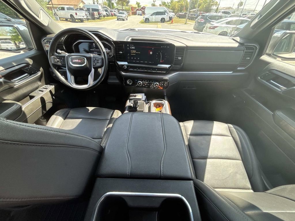Used 2024 GMC Sierra 1500 SLT w/ SLT Premium Package AWD/4WD image 14