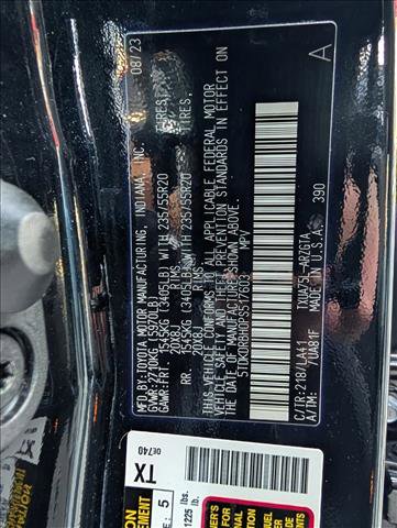 Used 2023 Toyota Highlander Platinum image 26