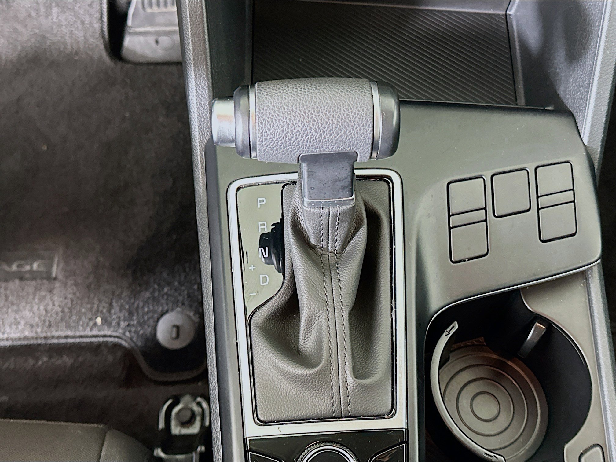 Used 2025 Kia Sportage LX image 23