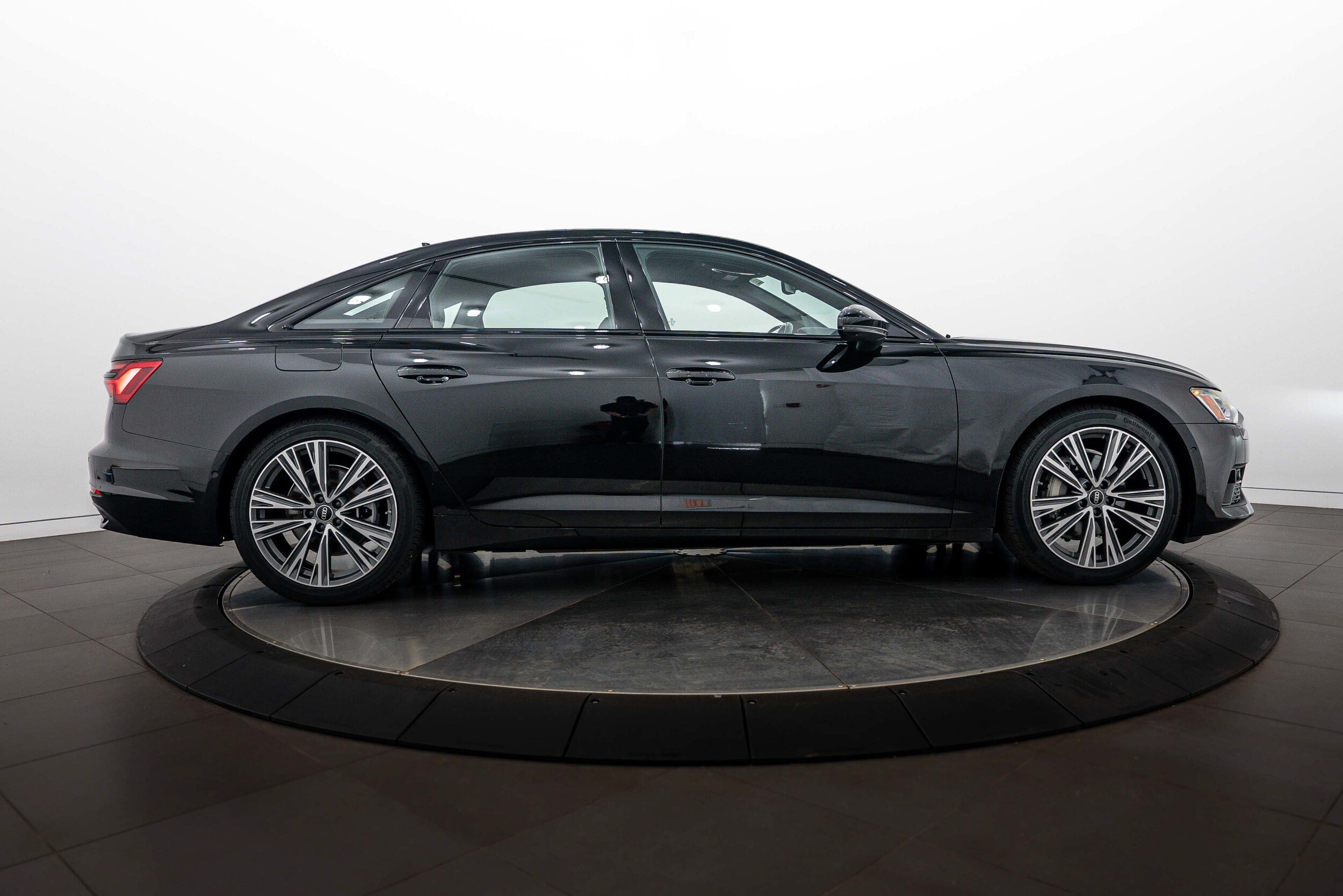 Certified 2023 Audi A6 Premium Plus w/ Premium Plus Package AWD/4WD image 3