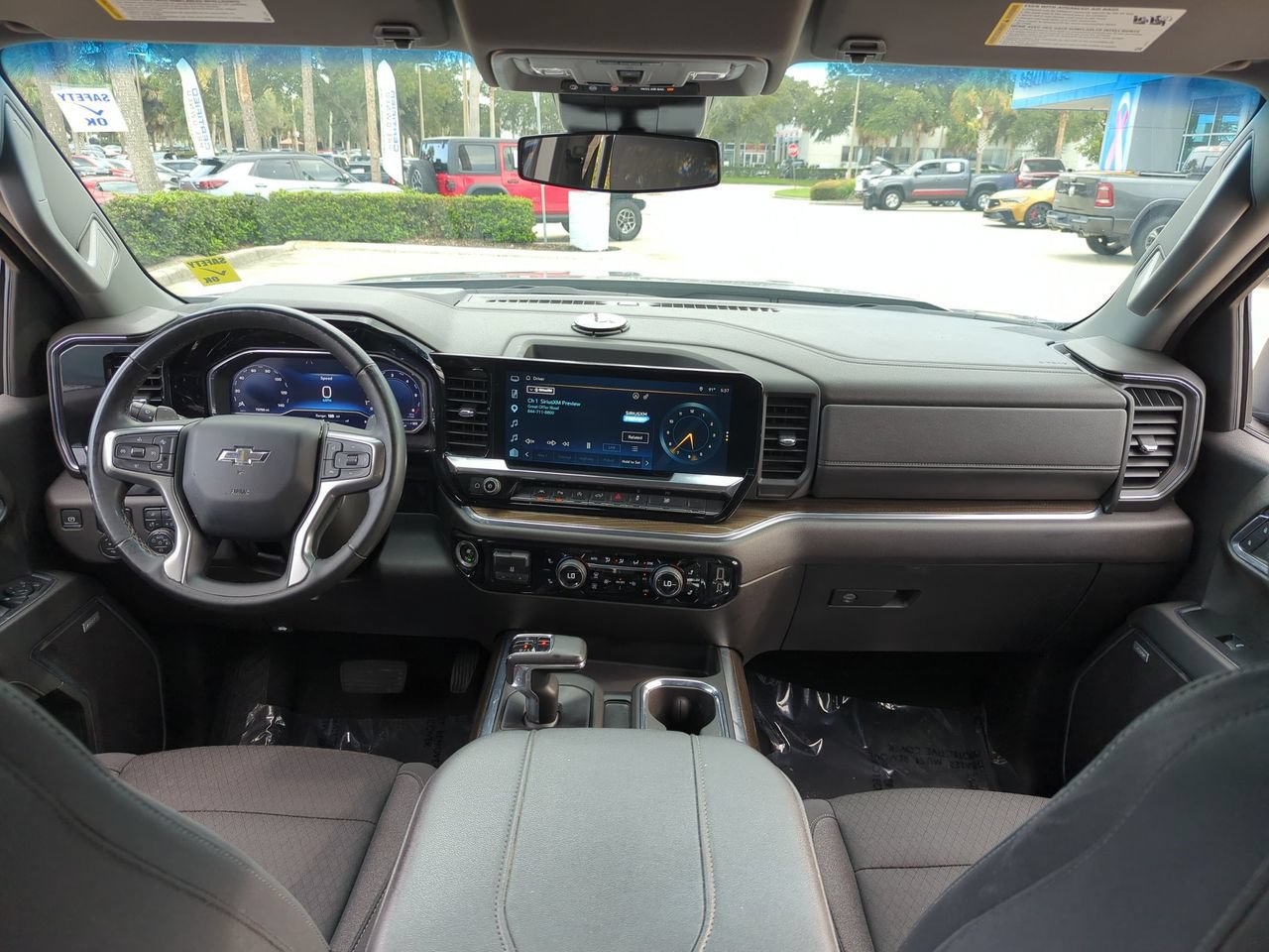 Used 2024 Chevrolet Silverado 1500 RST w/ Convenience Package II RWD image 20