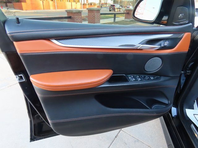 Used 2016 BMW X5 M image 23