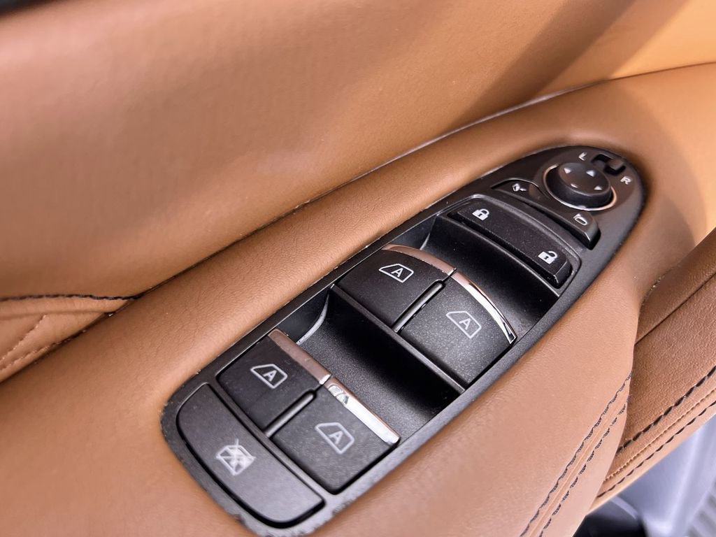 Used 2021 INFINITI QX80 Sensory w/ Cargo Package image 13