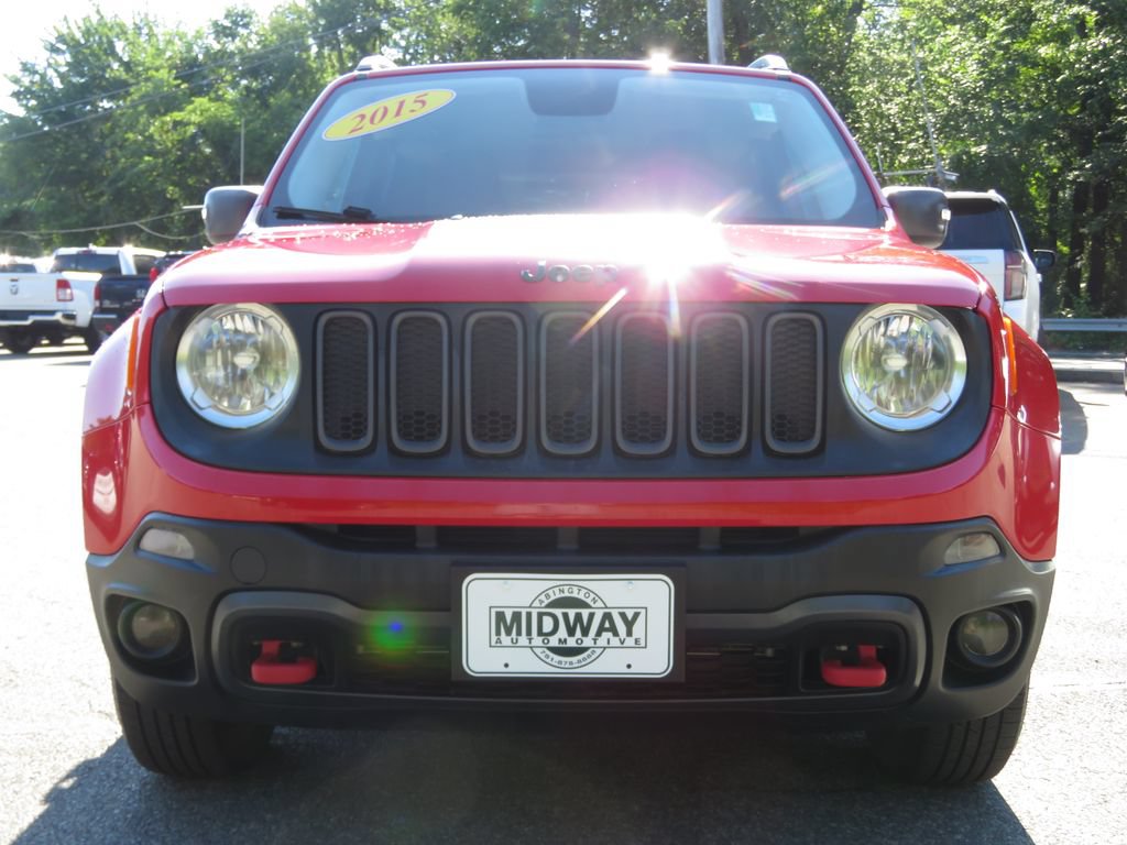 Used 2015 Jeep Renegade Trailhawk w/ Popular Equipment Group AWD/4WD image 2