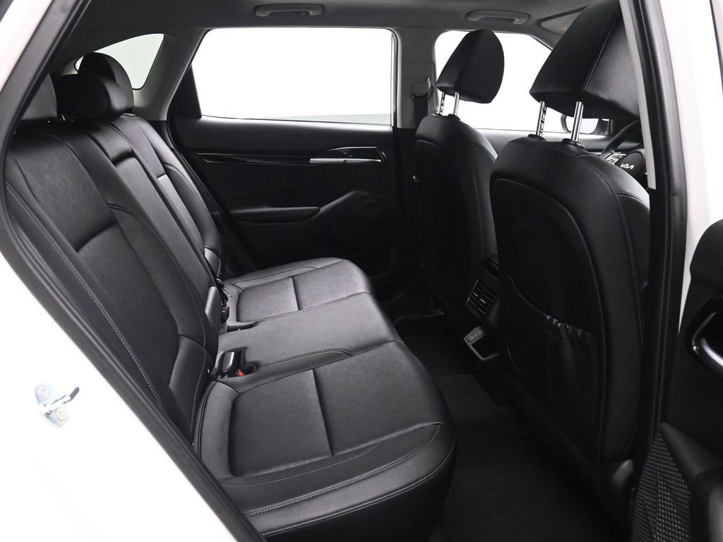 Used 2024 Kia Seltos EX image 17