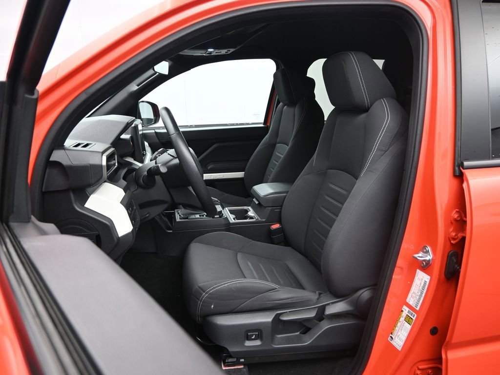 Used 2024 Toyota Tacoma TRD Off-Road AWD/4WD image 22