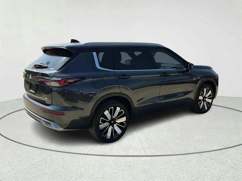 New 2025 Mitsubishi Outlander SEL image 5