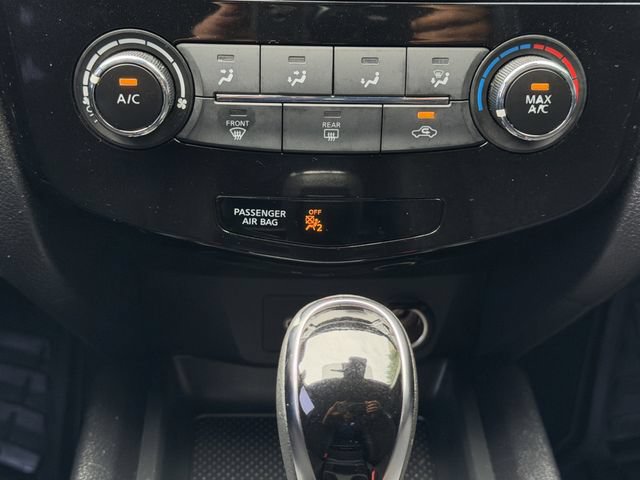 Used 2021 Nissan Rogue Sport S FWD image 19