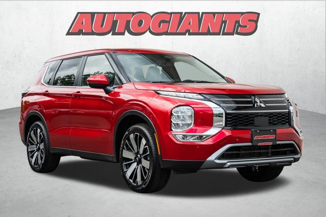 New 2025 Mitsubishi Outlander SE