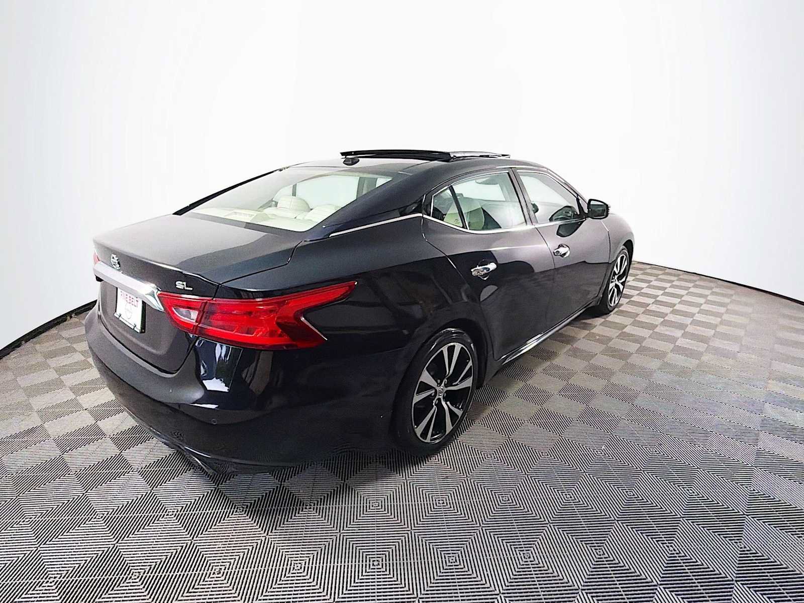 Used 2018 Nissan Maxima 3.5 SL FWD image 4