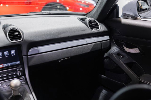 Used 2023 Porsche 718 Cayman GT4 w/ Chrono Package image 44