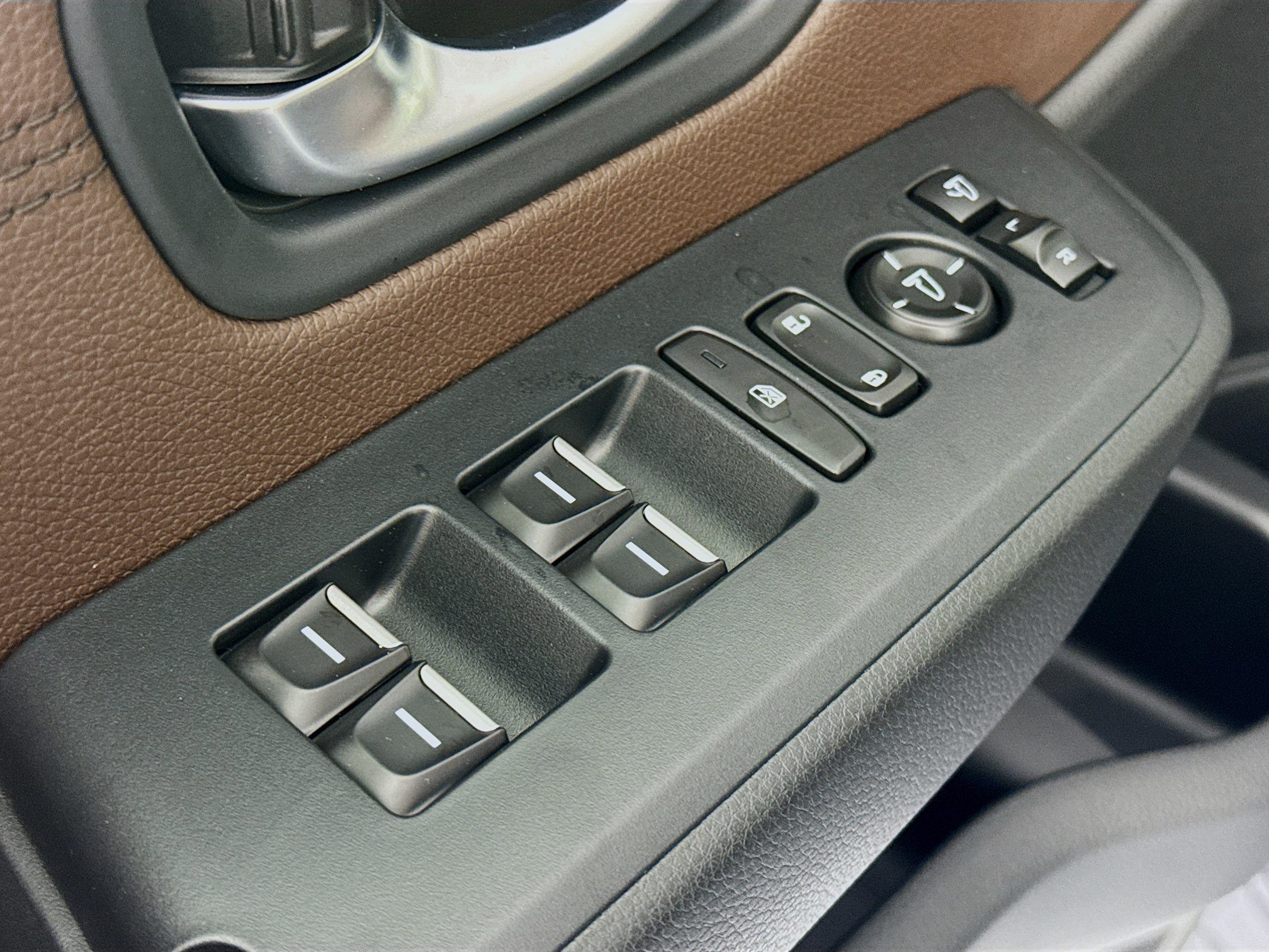 New 2026 Honda Pilot Touring image 17