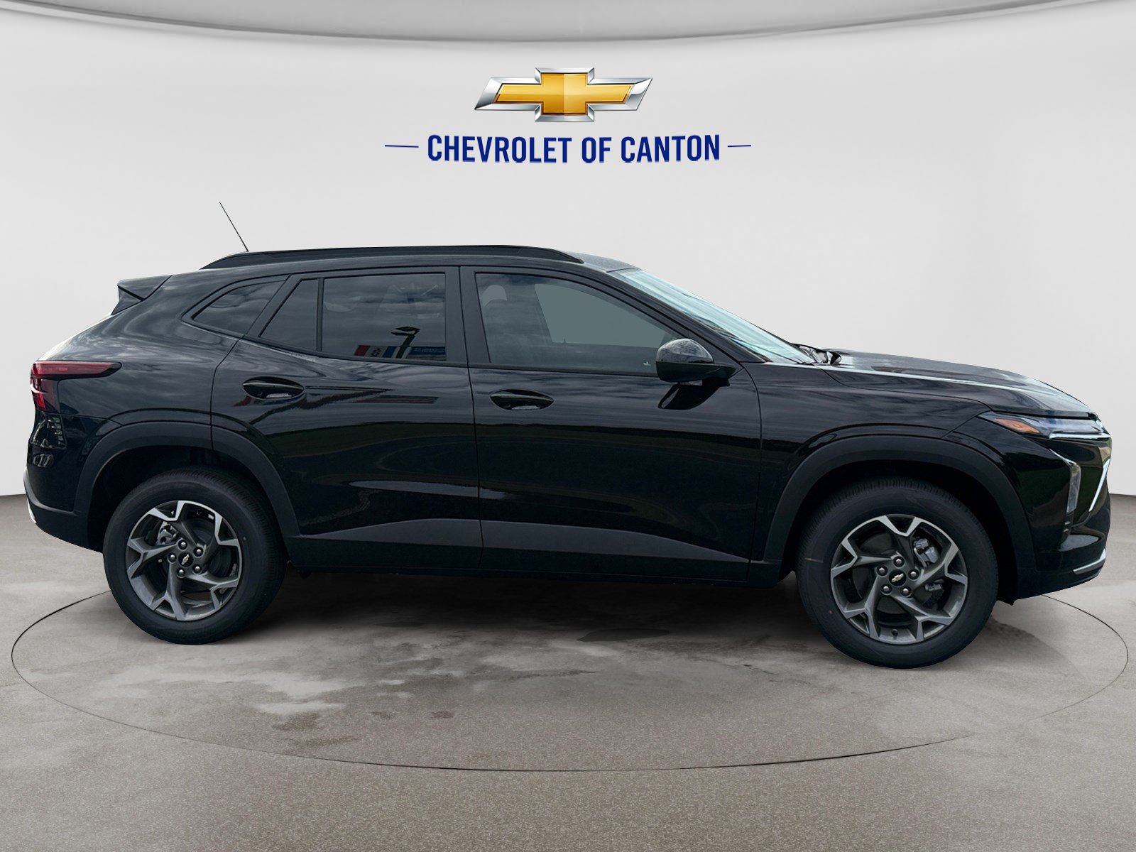 New 2026 Chevrolet Trax LT FWD image 4