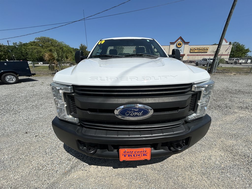 Used 2019 Ford F250 XL RWD image 2