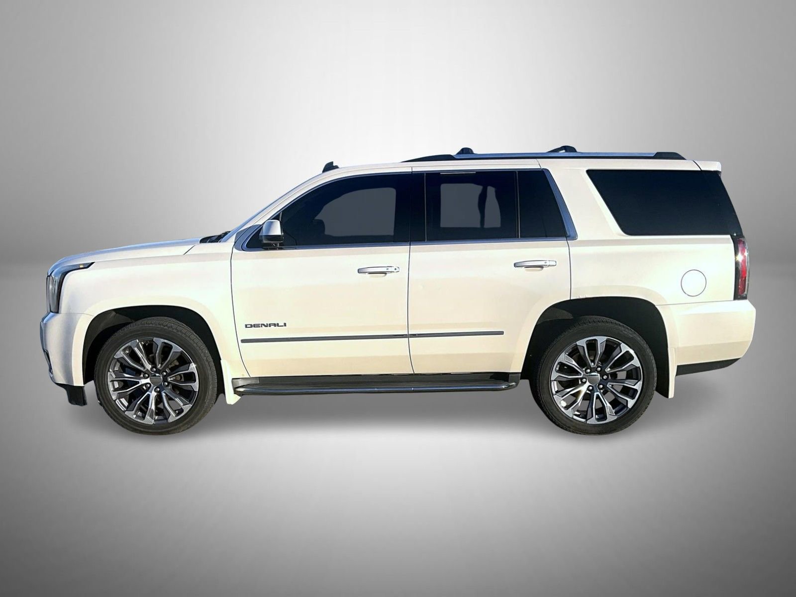 Used 2015 GMC Yukon Denali w/ Touring Package image 8