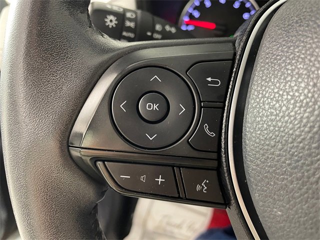 Used 2019 Toyota RAV4 XLE Premium image 12