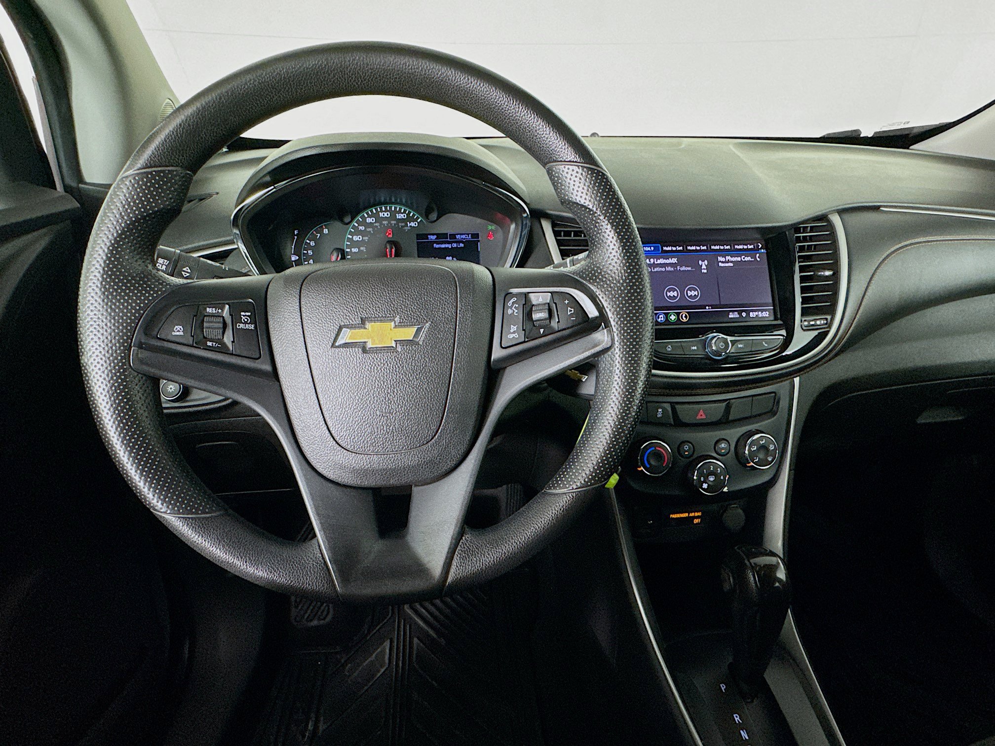 Used 2020 Chevrolet Trax LS w/ Tint and Cruise Package AWD/4WD image 10
